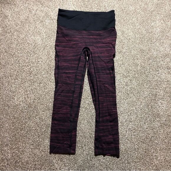 LULULEMON RUN THE DAY CROPPED LEGGINGS 17” LOW TIDE BLUSH BERRY BLACK SIZE 4 - Picture 2 of 8